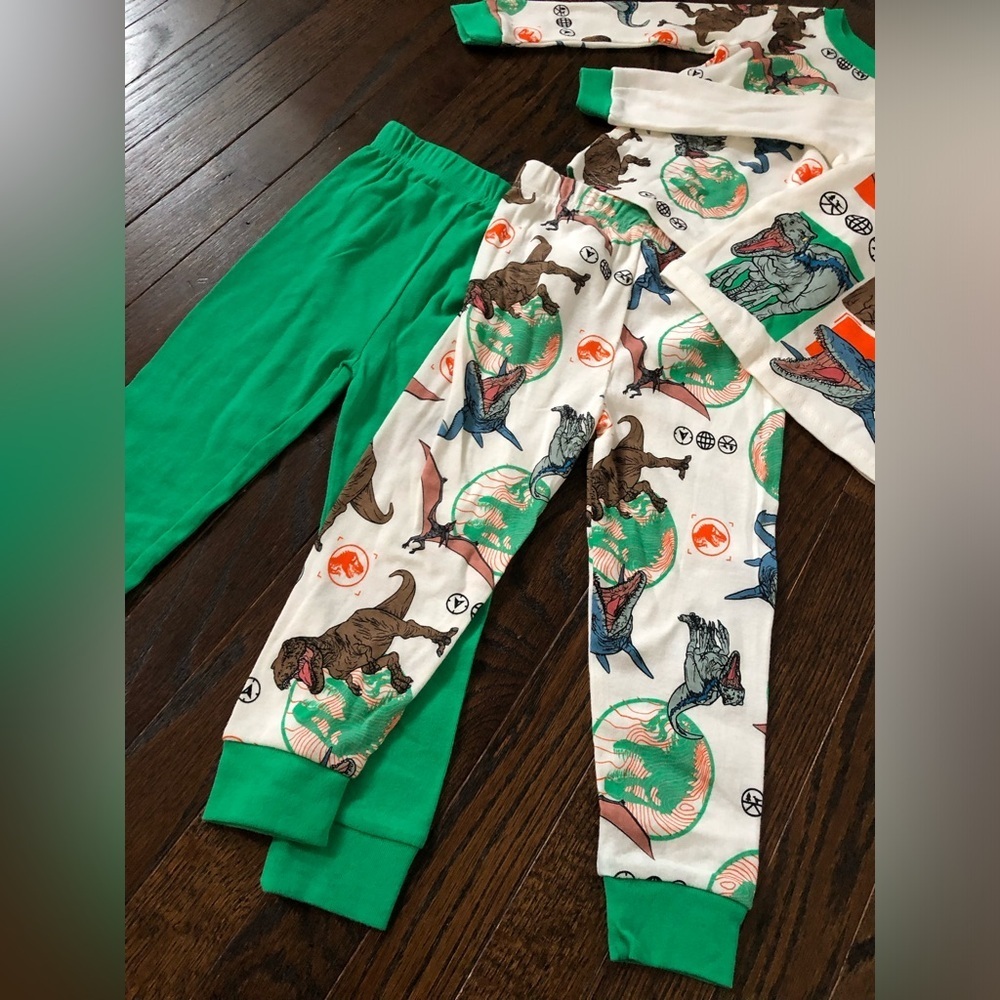 Jurassic World Boys 4T 4-Piece Green Cotton Long-Sleeves/Pants Pajama Set - NWT! - Picture 3 of 6